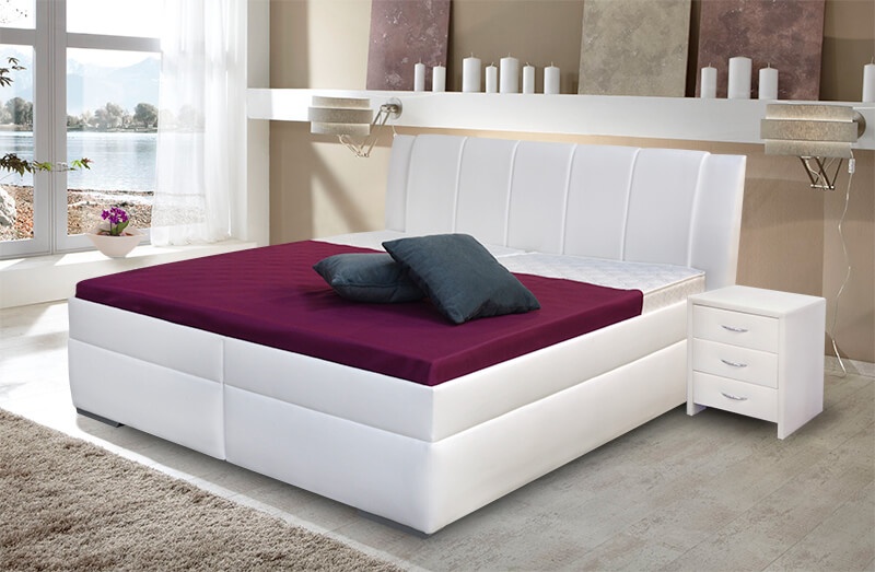 Velmi elegantní a komfortní manželská postel se zvýšeným lůžkem
