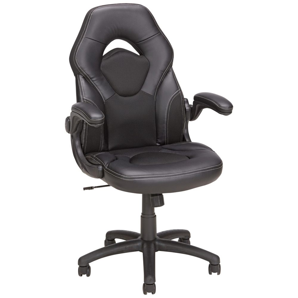 Otočná židle v černé barvě dodá vaší kanceláři novou dynamiku během chvilky. Nejen design v koženém vzhledu činí z této sedačky skutečný must have