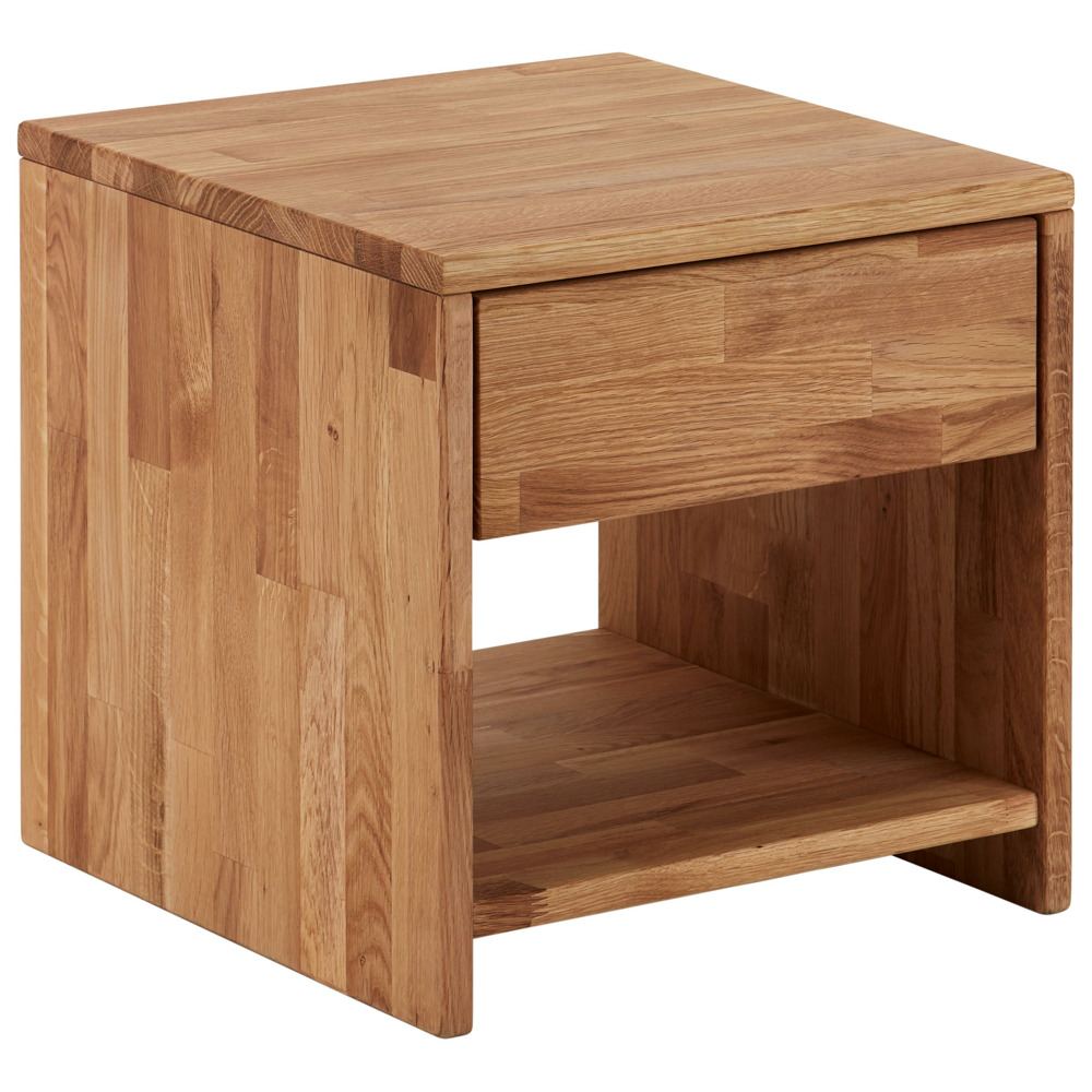 Noční stolek MALU je perfektním doplňkem do ložnice s přírodní atmosférou. Zaujme především kvalitním provedením z masivního dubového dřeva